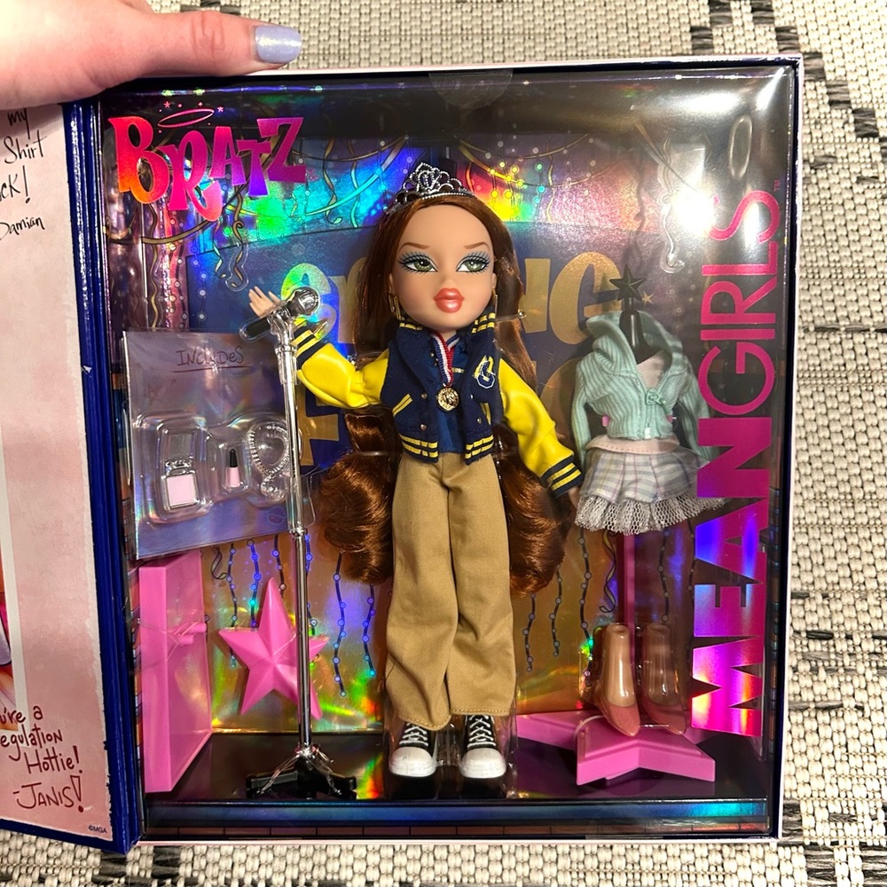 NIB Bratz Mean Girls Cady Doll - Picture 4 of 5